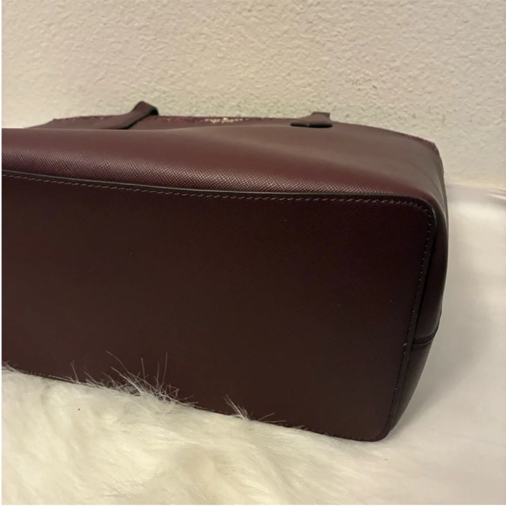 WAS $150 Kate Spade Flash Glitter tote - Picture 9 of 13